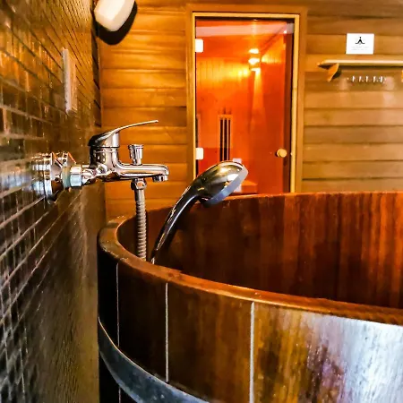 Mistral Sport Hotell Gniewino