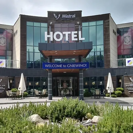 Mistral Sport Hotel Gniewino