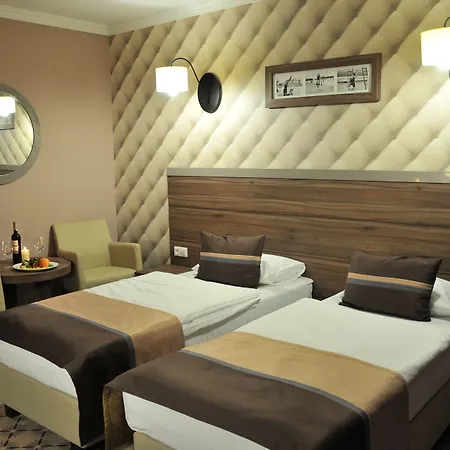 Hotel Mistral Sport 4*